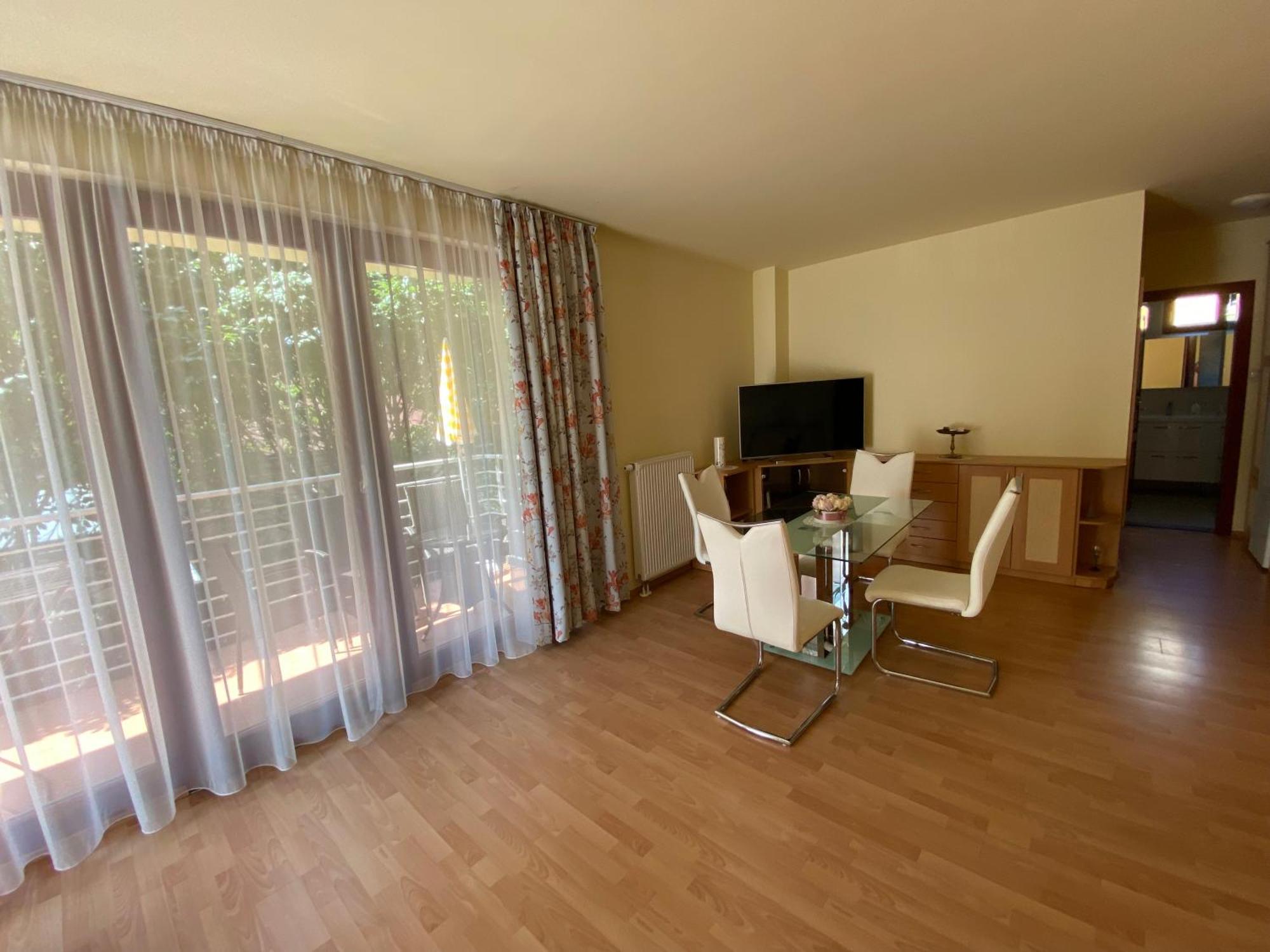 Siofoki Beach Apartman Ngoại thất bức ảnh
